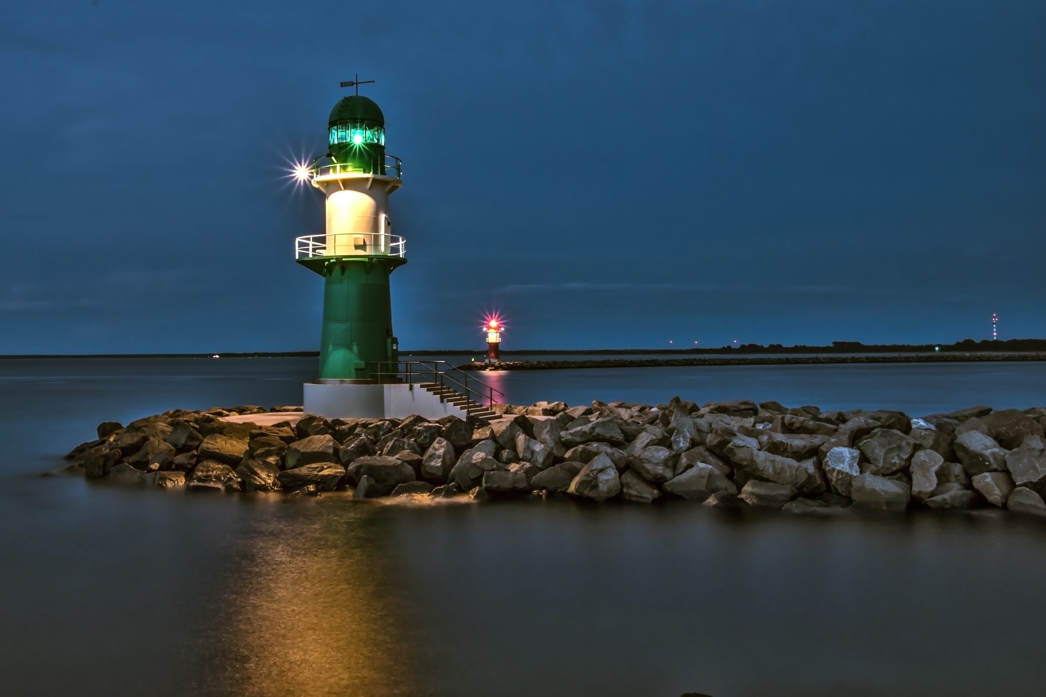 Wealth Services - Harbor lighthouse